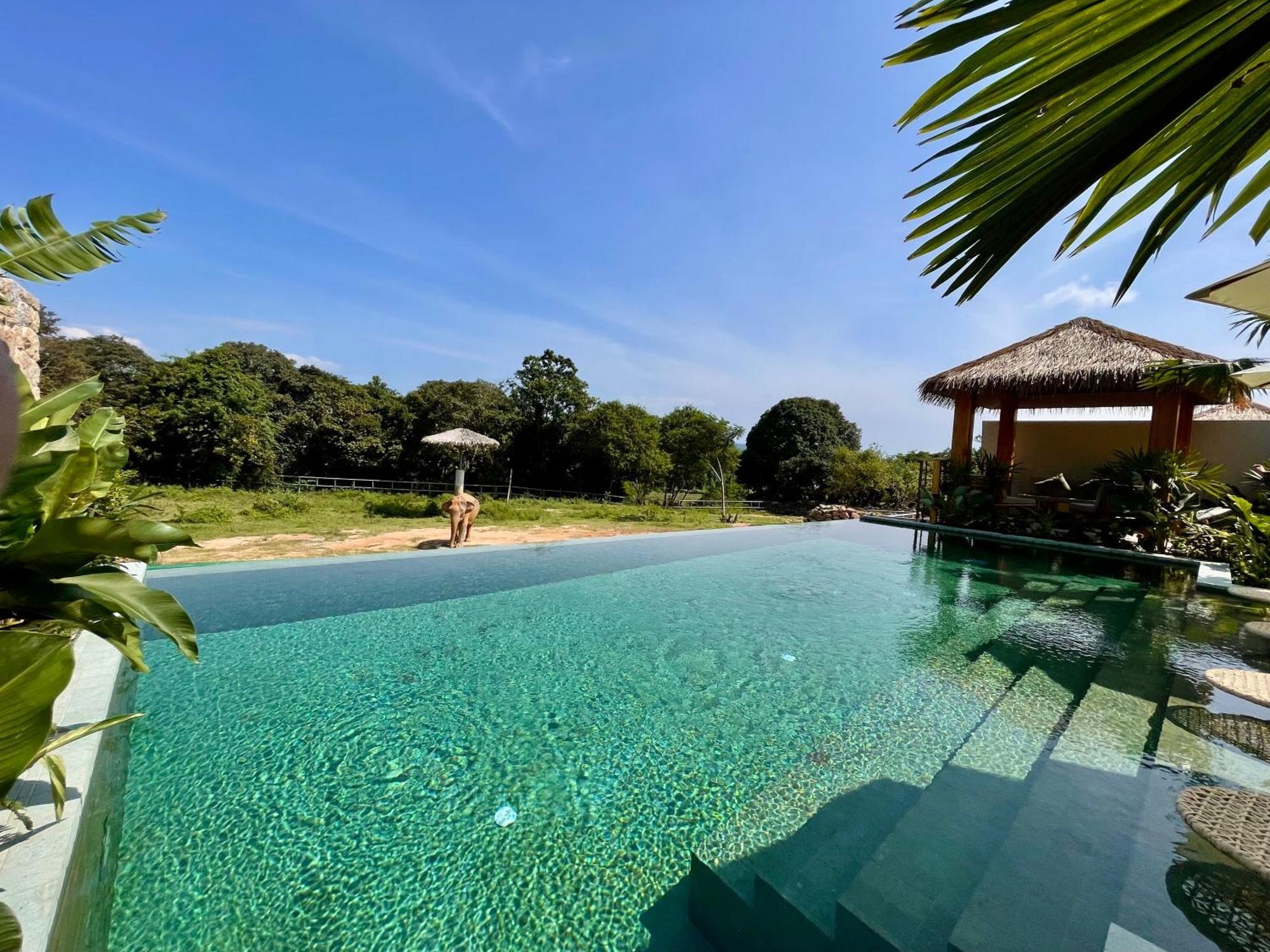 Wild Cottages Elephant Sanctuary Resort Amphoe Koksamui Exterior foto